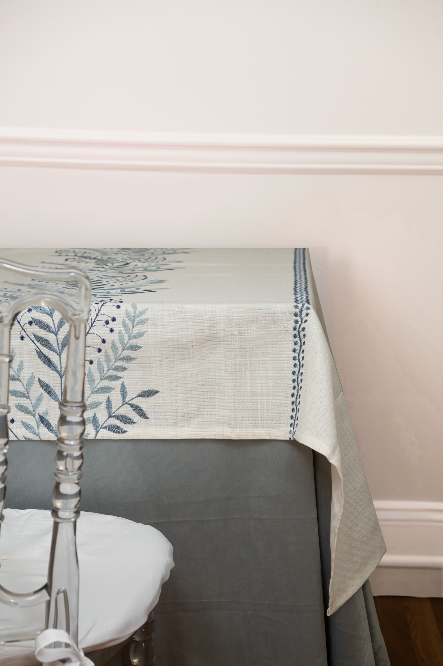 Blue Leaf Embroidered Topper