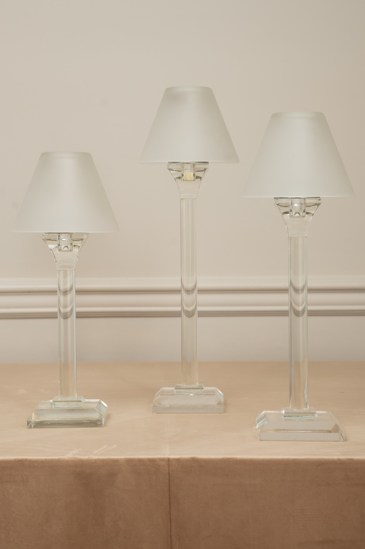 White Frosted Glass Lamp Set